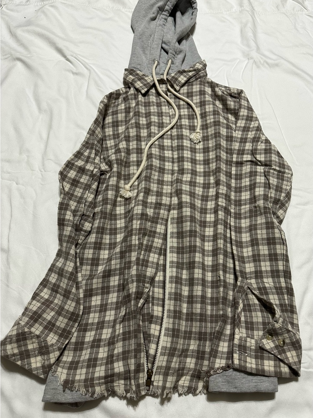 Gilded Intent Plaid Hooded Shirt Jacket in Gray and Cream
